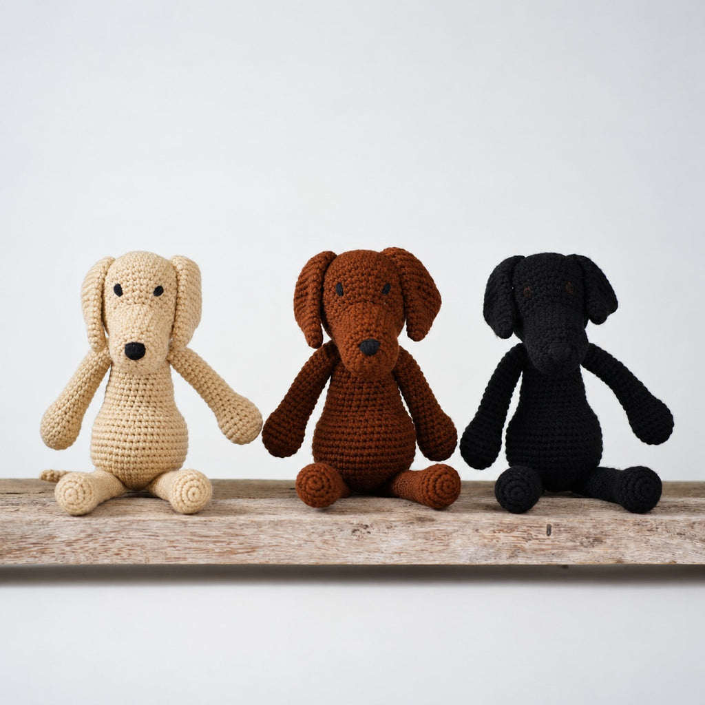 Crochet Labrador Amigurumi: Handmade Stuffed Plush Dog - Custom Color