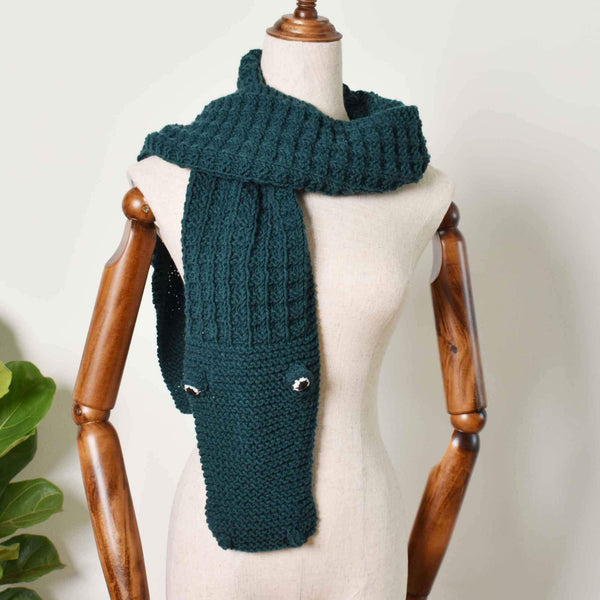 Alligato Knitted Scarf, Hand Knit Scarf, Alligator Scarf, Alligator Gift - Saigonmade