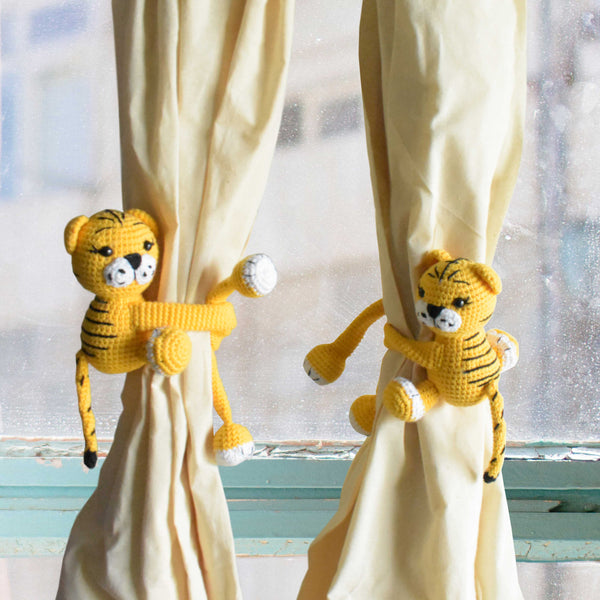 Set Of 2 Lovely Crochet Curtain Holder Tiger Toy Amigurumi Toy Animal Room Decor - SaiGonDoll