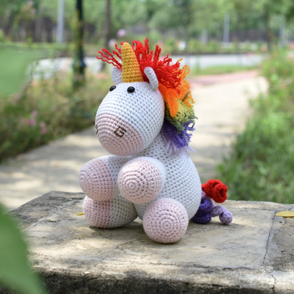 Rainbow Unicorn, Unicorn Stuffed Animal, Unicorn Photo Props, Crochet Unicorn