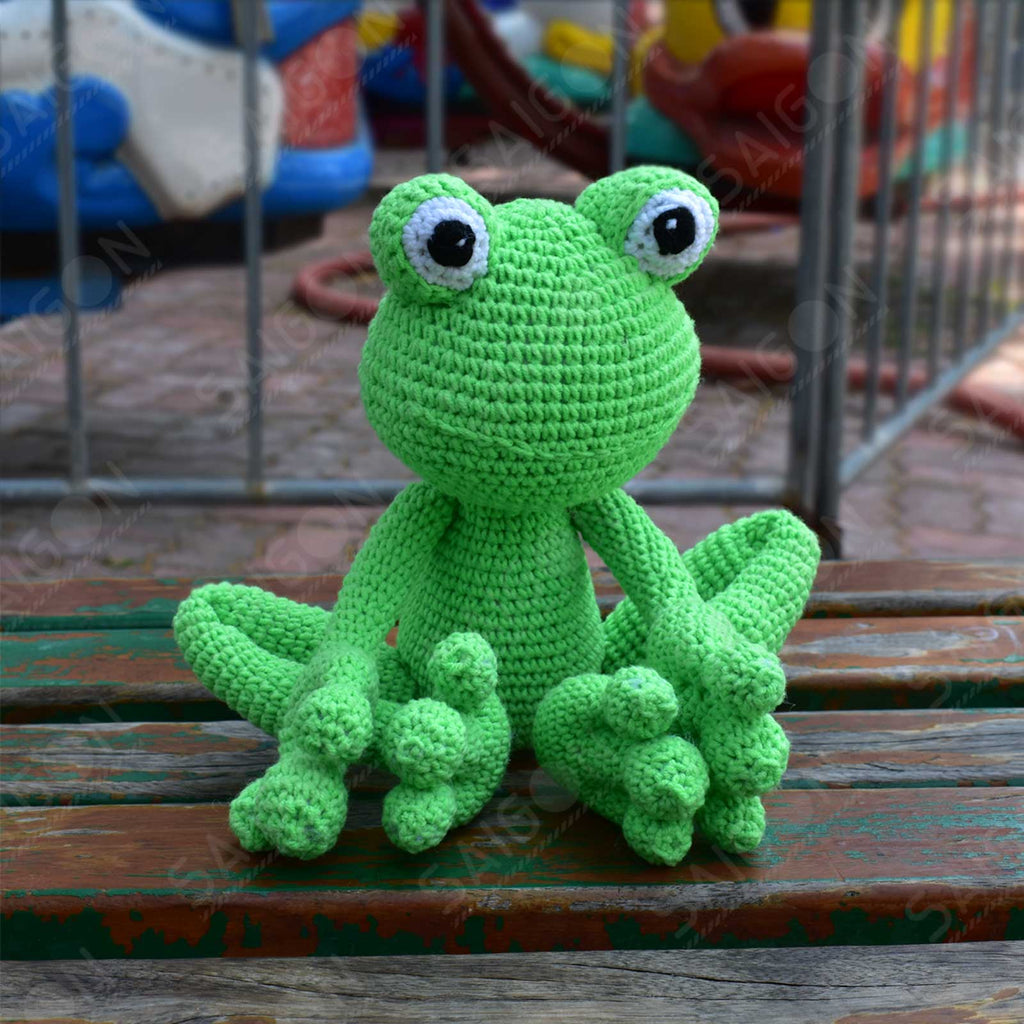 Green Frog - Finished Handmade Amigurumi Crochet Doll - SaiGonDoll