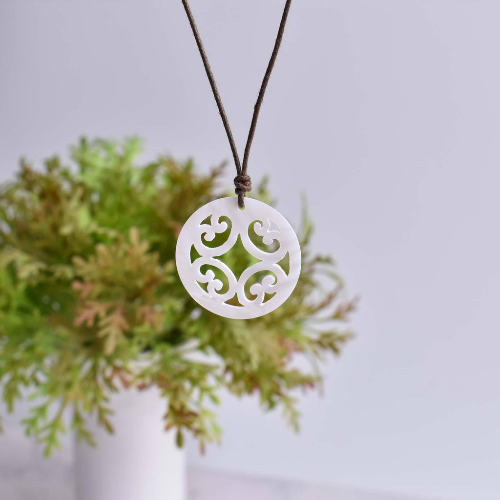 Sea Shell Heart Circle Handmade Charm Pendant Necklace Jewelry - Saigonmade