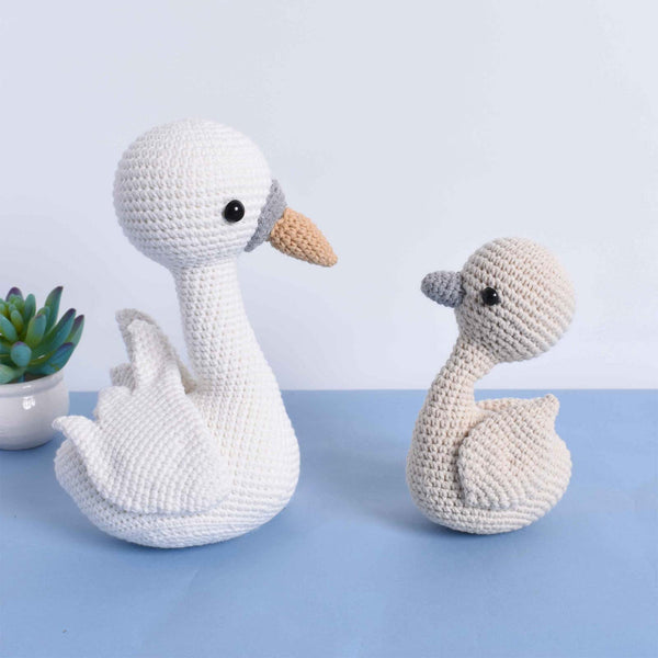 Mom & Baby Swan - Beautiful Swans - Crochet Animal - Stuffed Toy - Love Mom - SaiGonDoll
